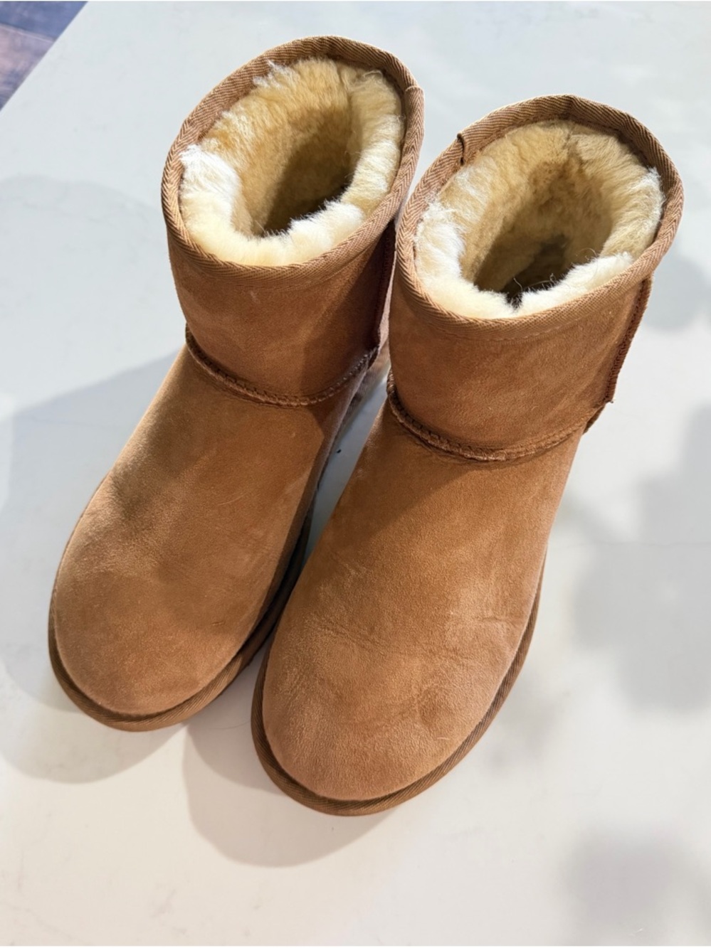 UGG Classic Short Suede Boot - Chestnut